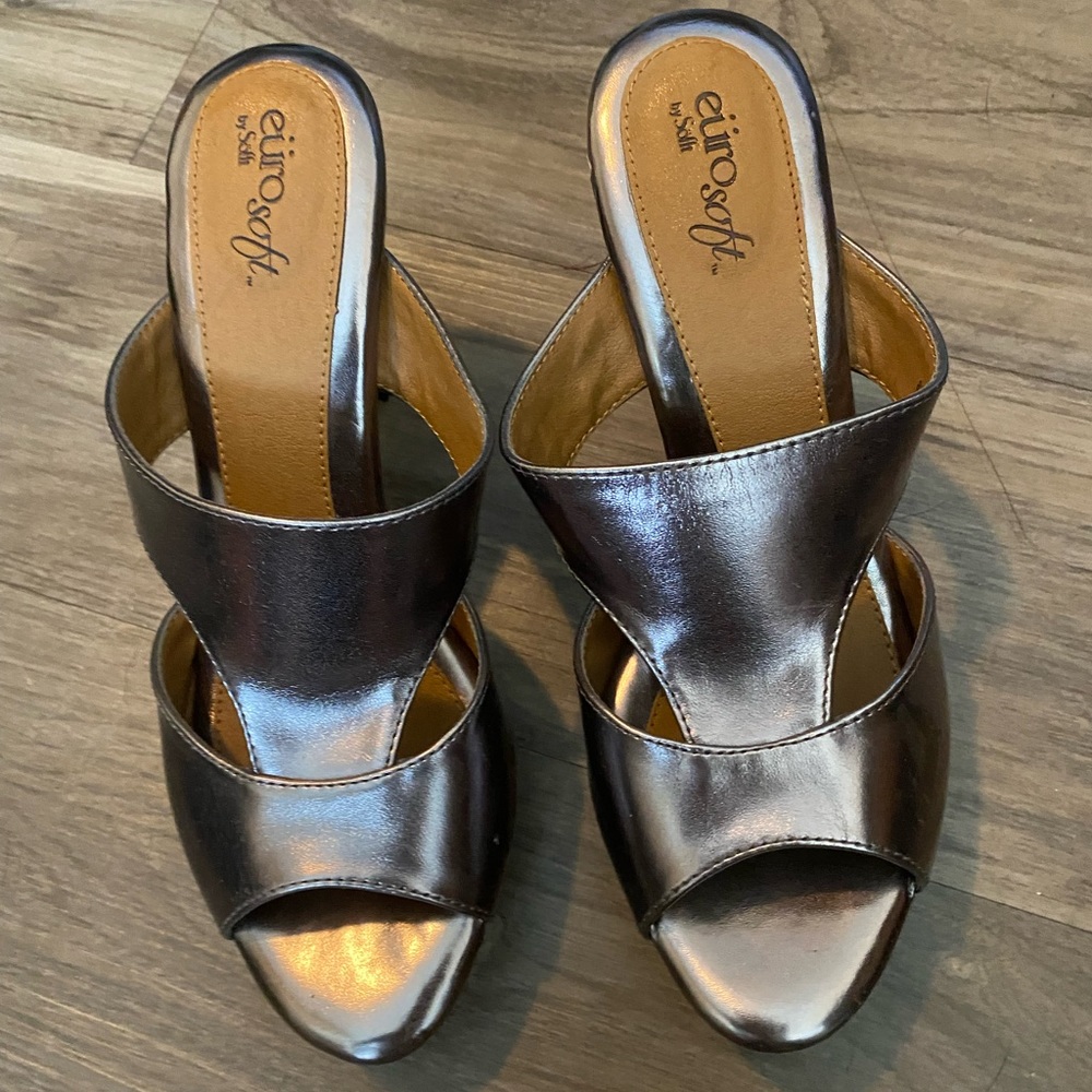 Silver mules
